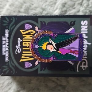 Disney Villains Pin The Evil Queen From Snow White